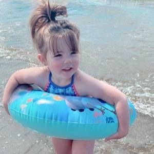 Meet your Posher, Becky